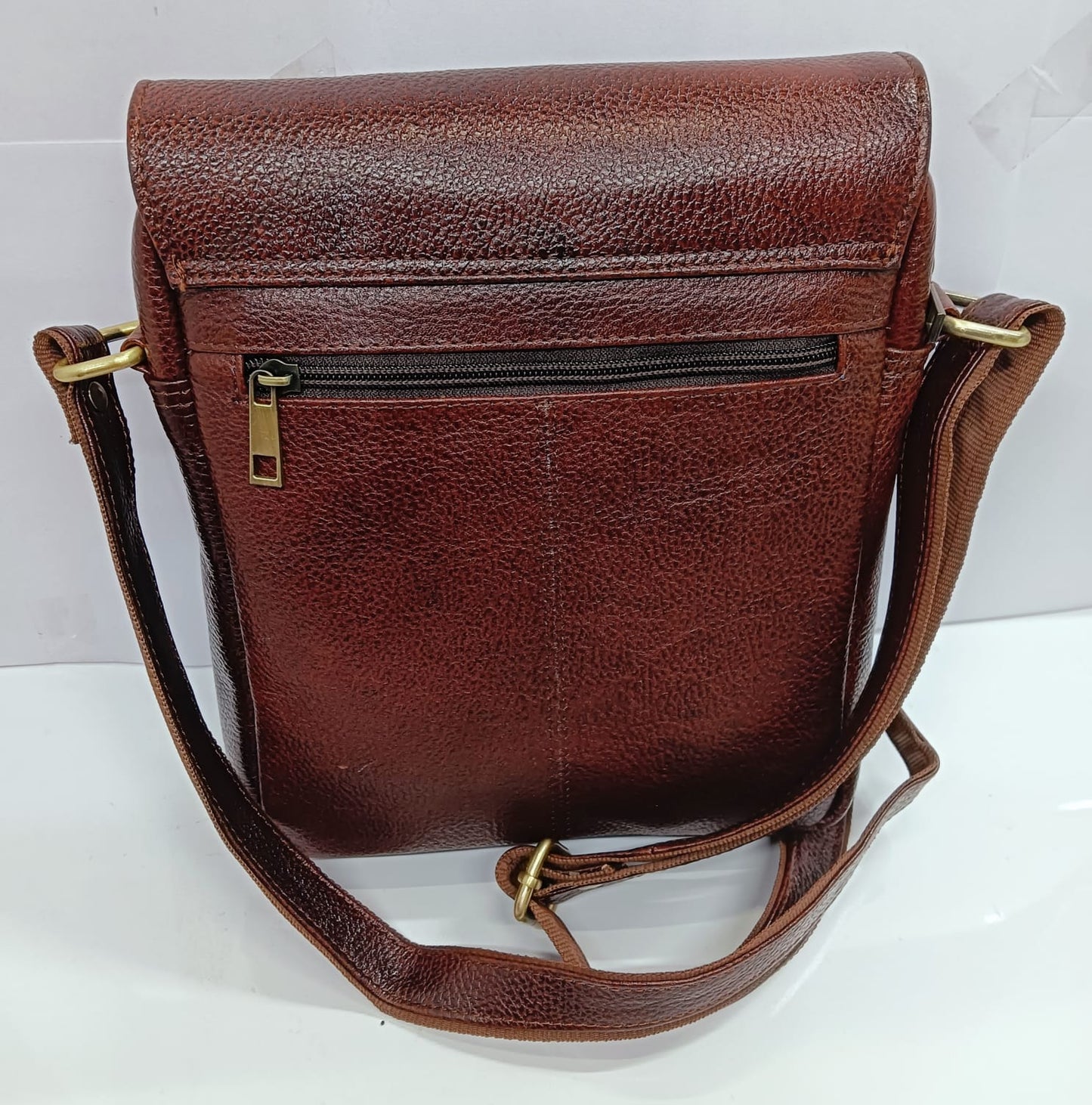 Green Hide Renox Leather Sling Bag