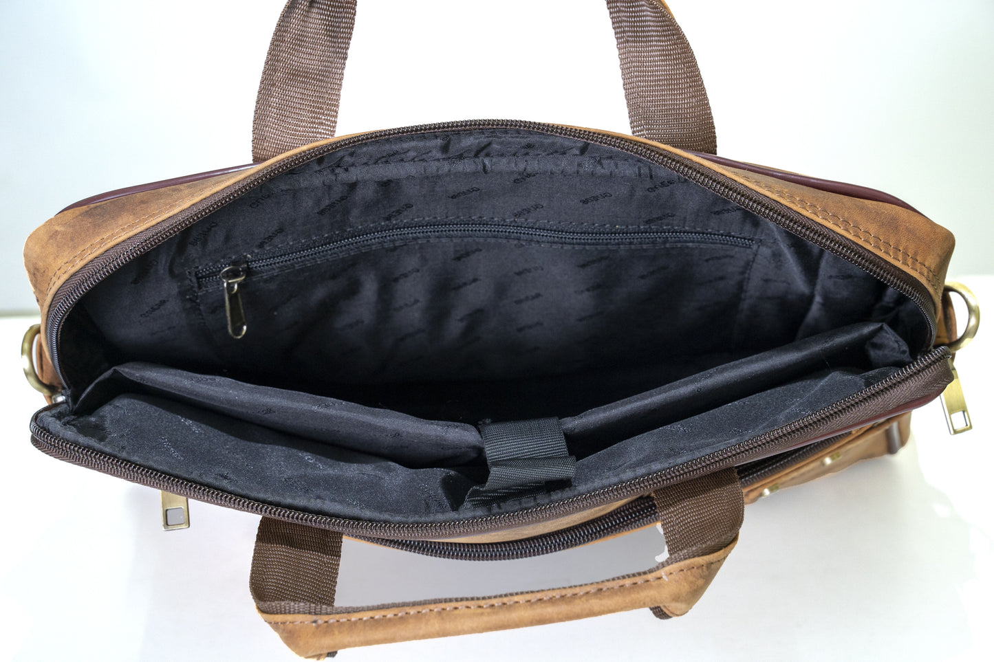 Green Hide Stratus Leather Laptop Bag